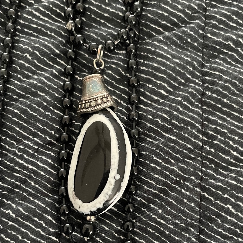 Black and White Spiral Dual Pendant Necklace - Picture 3 of 7